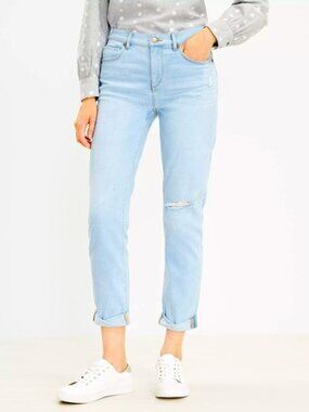 Loft The Girlfriend Light Wash Jeans.  Size 8